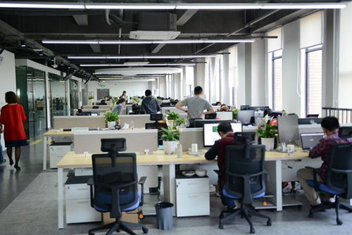 數(shù)智賦能 湖南計(jì)算機(jī)廠(chǎng)打造長(zhǎng)沙特色樓宇經(jīng)濟(jì)新生態(tài)